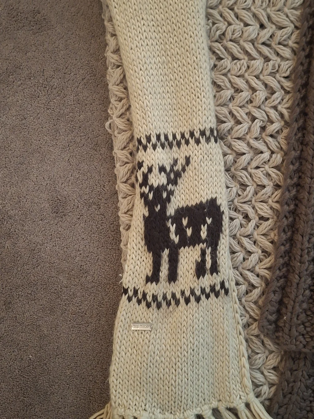 The North Face Chunky Knit Scarf in Brown and Cream